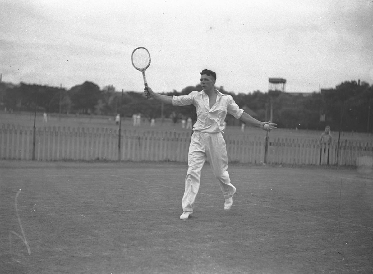CLamont of Wagga in the country tennis White City, Rushcutters Bay (1935)