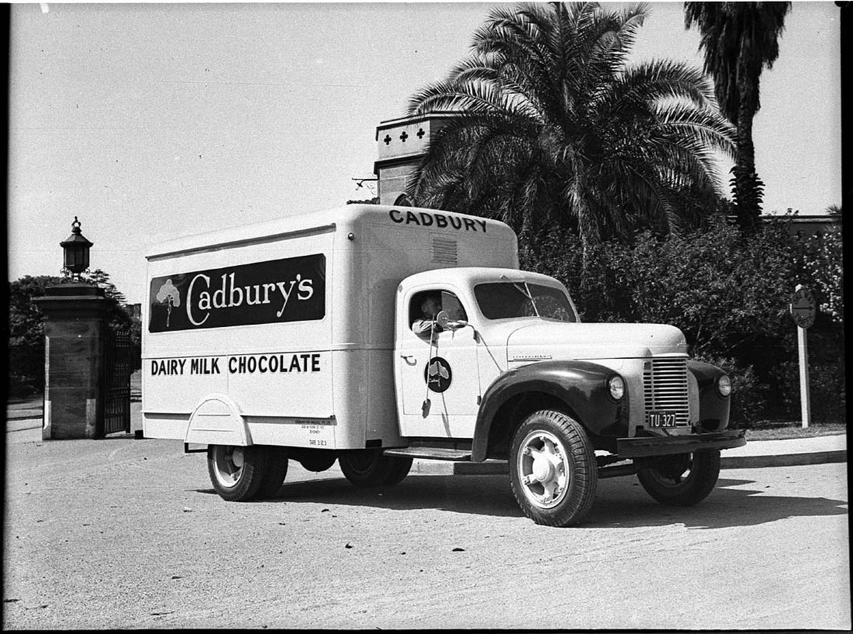 CadburyFryPascall motor truck (1946)