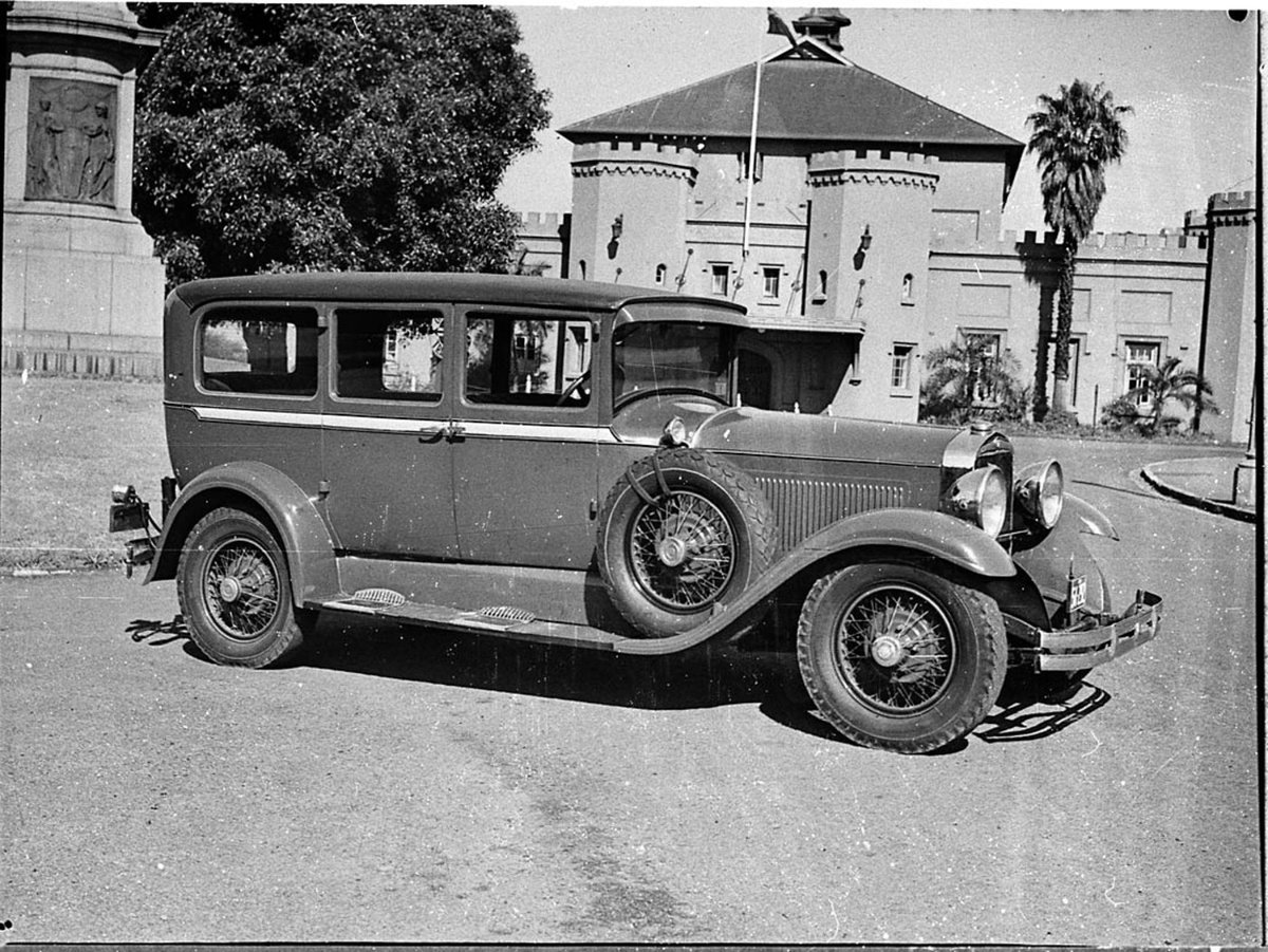 Car (1937)