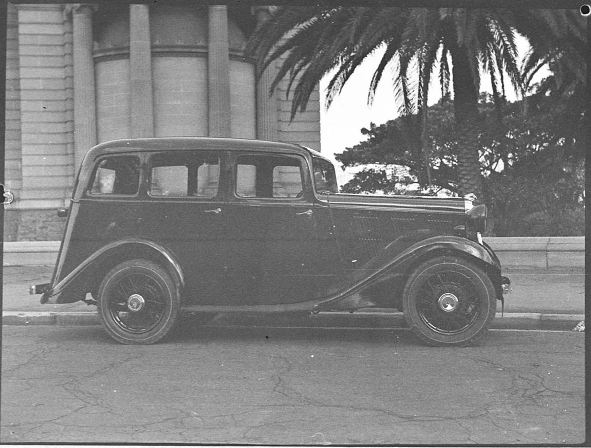 Car taken for Liberty Motors, Sydney city centre (1937)