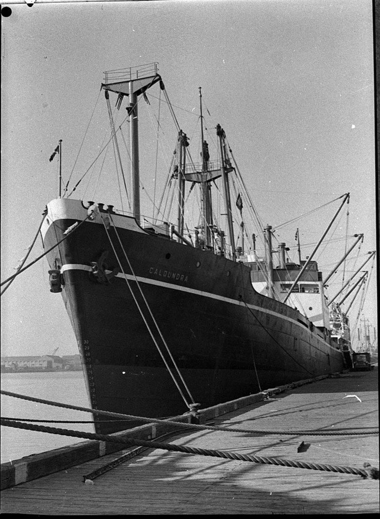 Cargo ship Caloundra at Lee Wharf (1957)