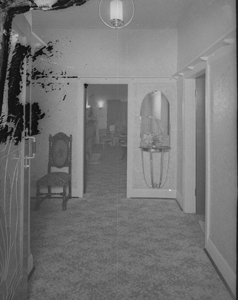 Carpeted hallway (1939)