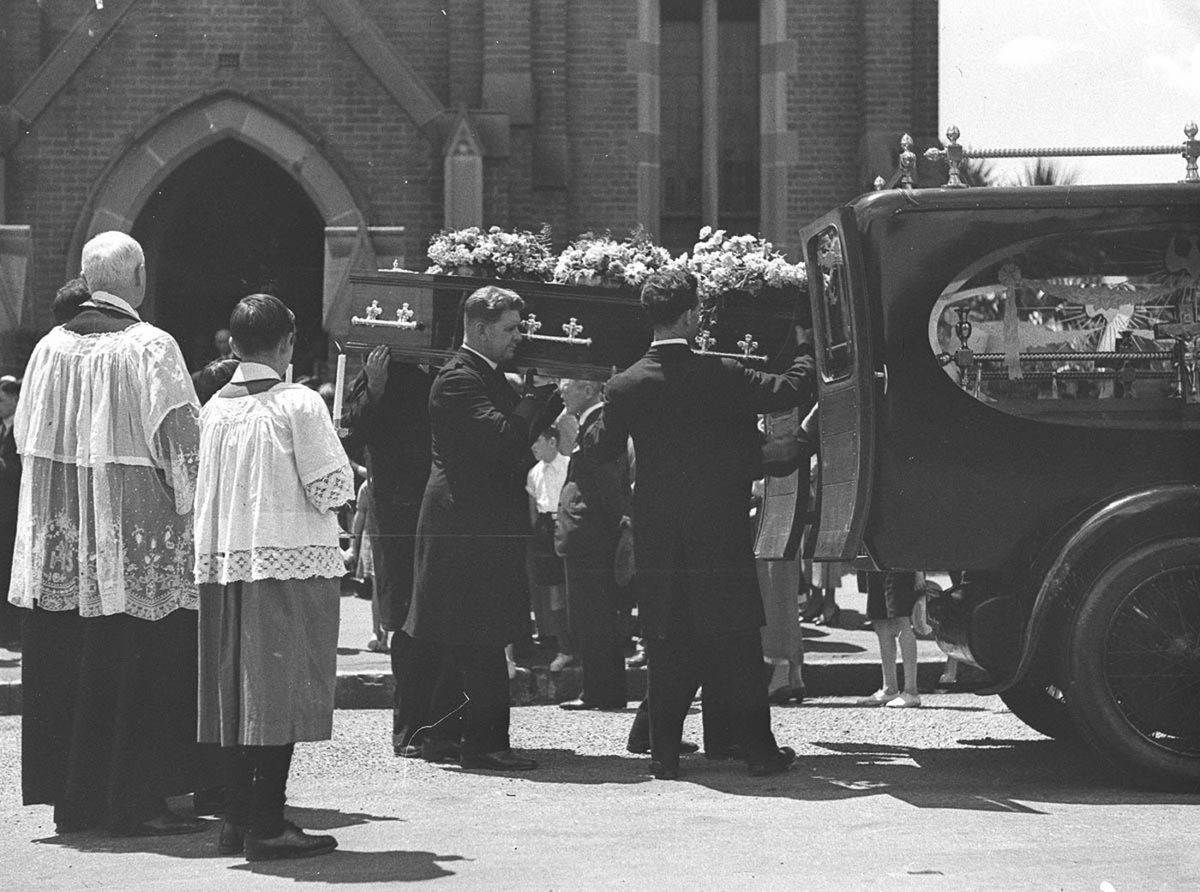 Catholic funeral service at St Mary Immaculate Church Charing Cross (1930s)