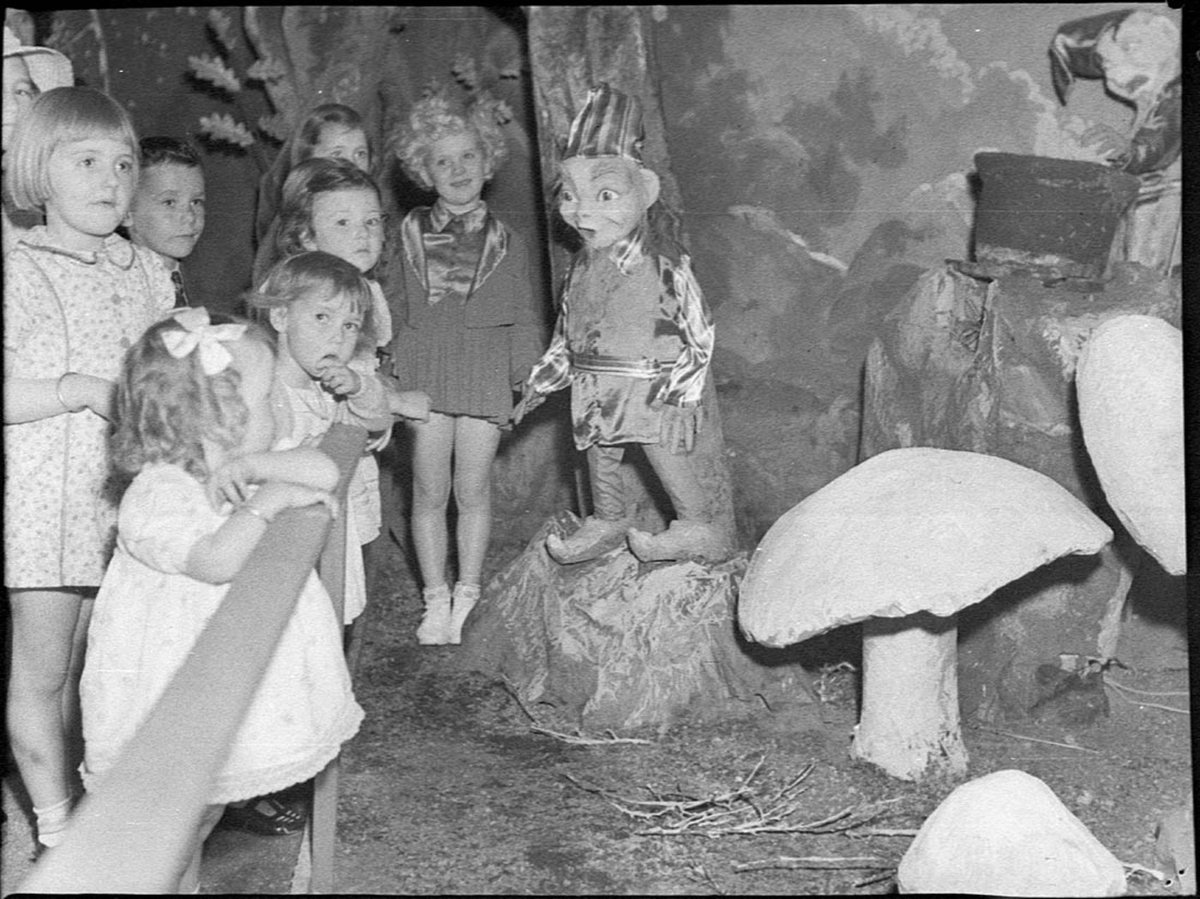 Christmas Show (1939)