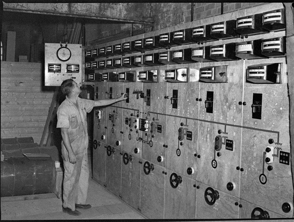 Civic power station (1952)