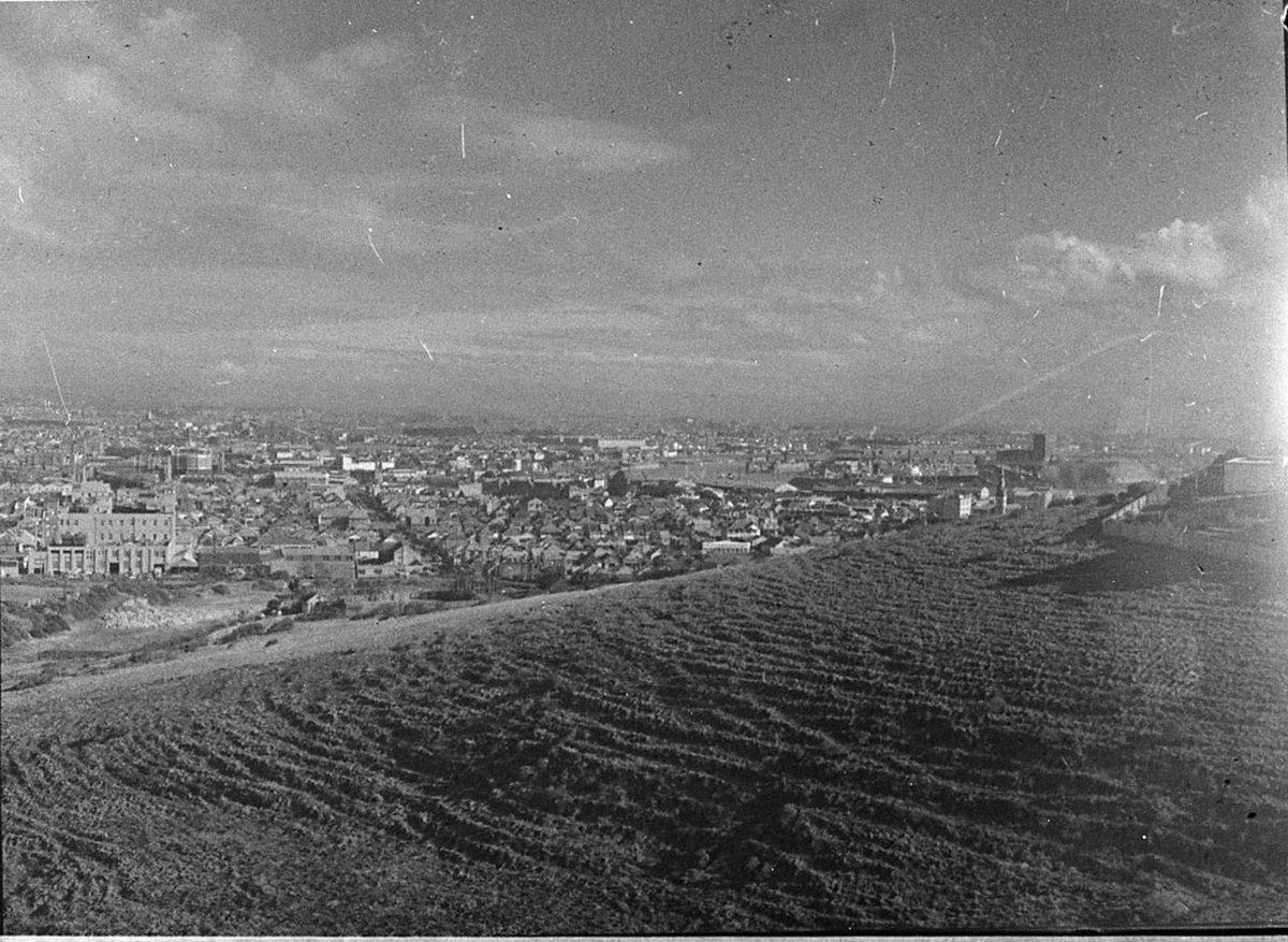 Clouds at Bar Beach (1957)