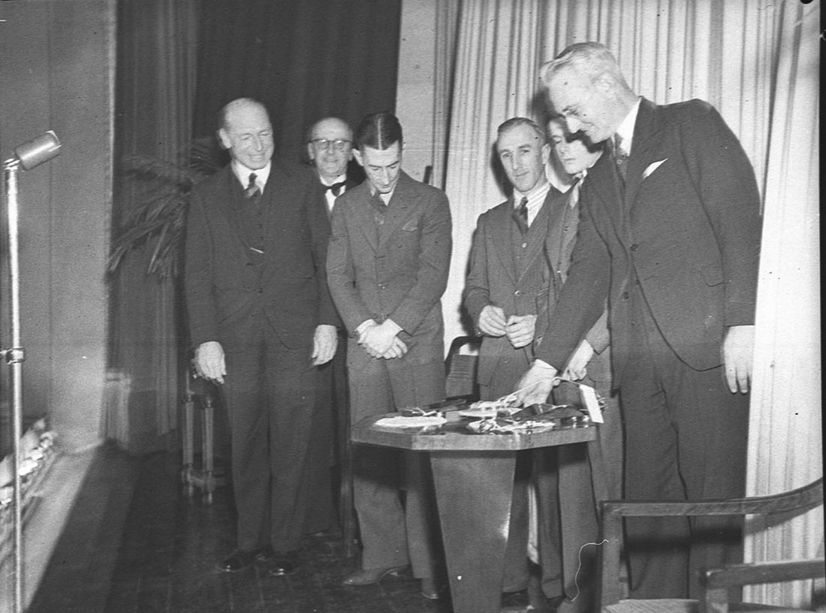 Clovelly Theatre Spiders Web presentations (1939)