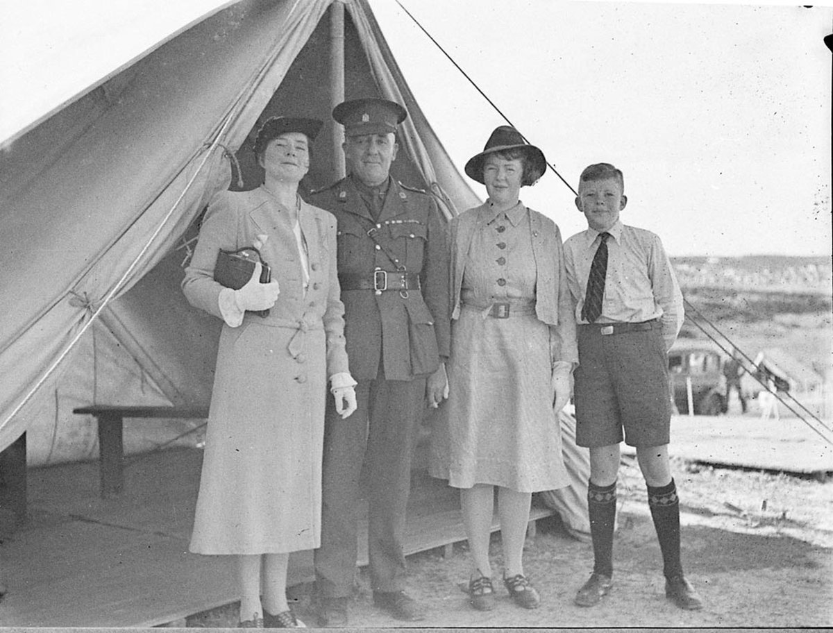 Col Barney Allen and family (1940)