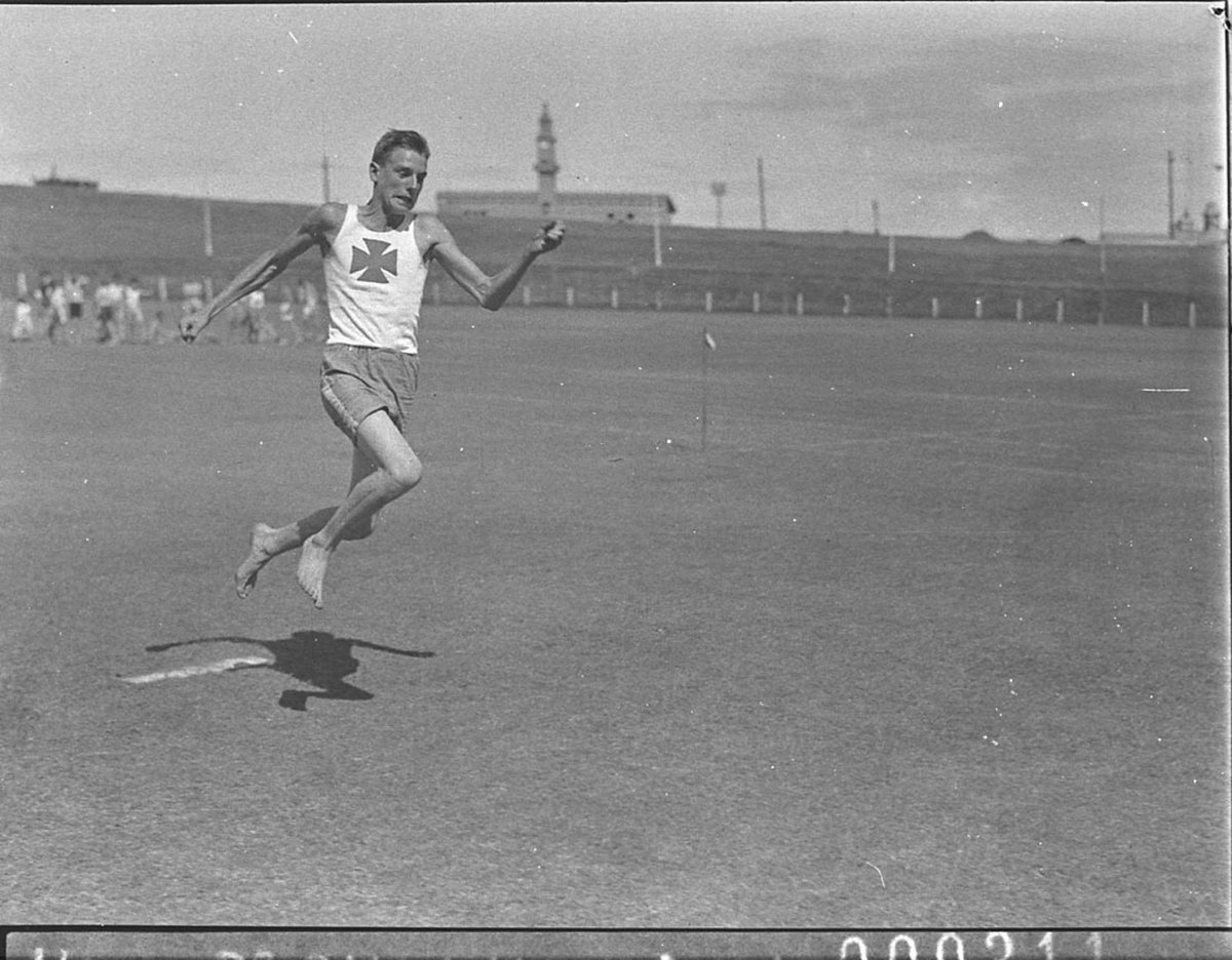 Competitor in the longjump Christian Brothers Sports (1935)