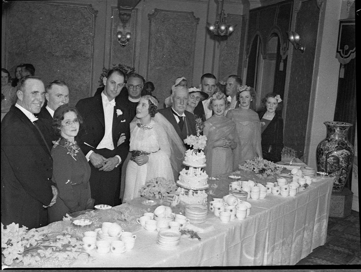 Dempsey wedding St Judes Randwick (1937)
