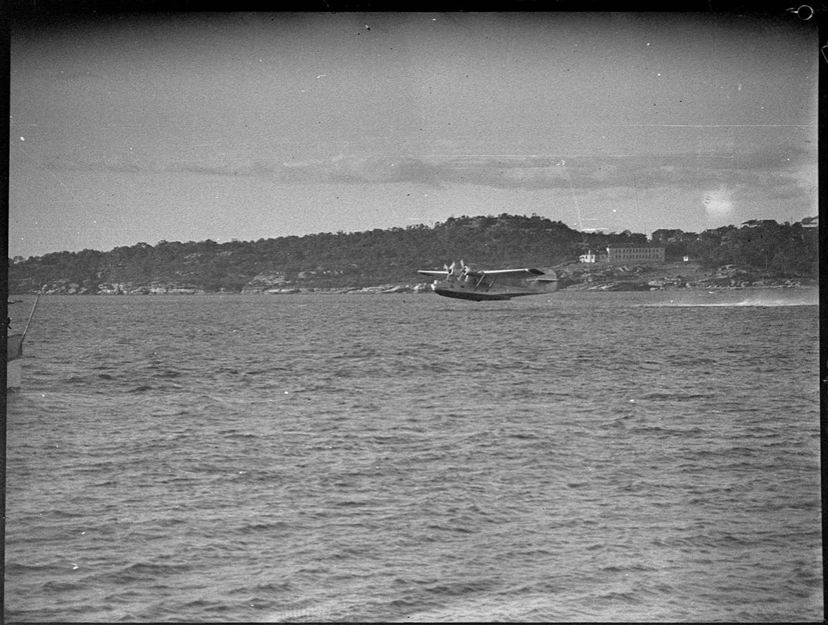 Departure of Guba on Indian Ocean survey (1939)