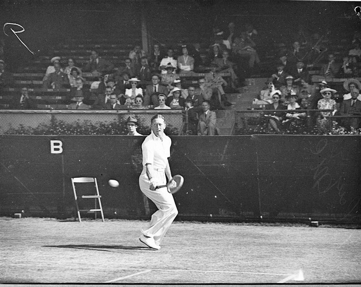 Don Turnbull South Australia on centre court B White City, Rushcutters Bay (1940?)