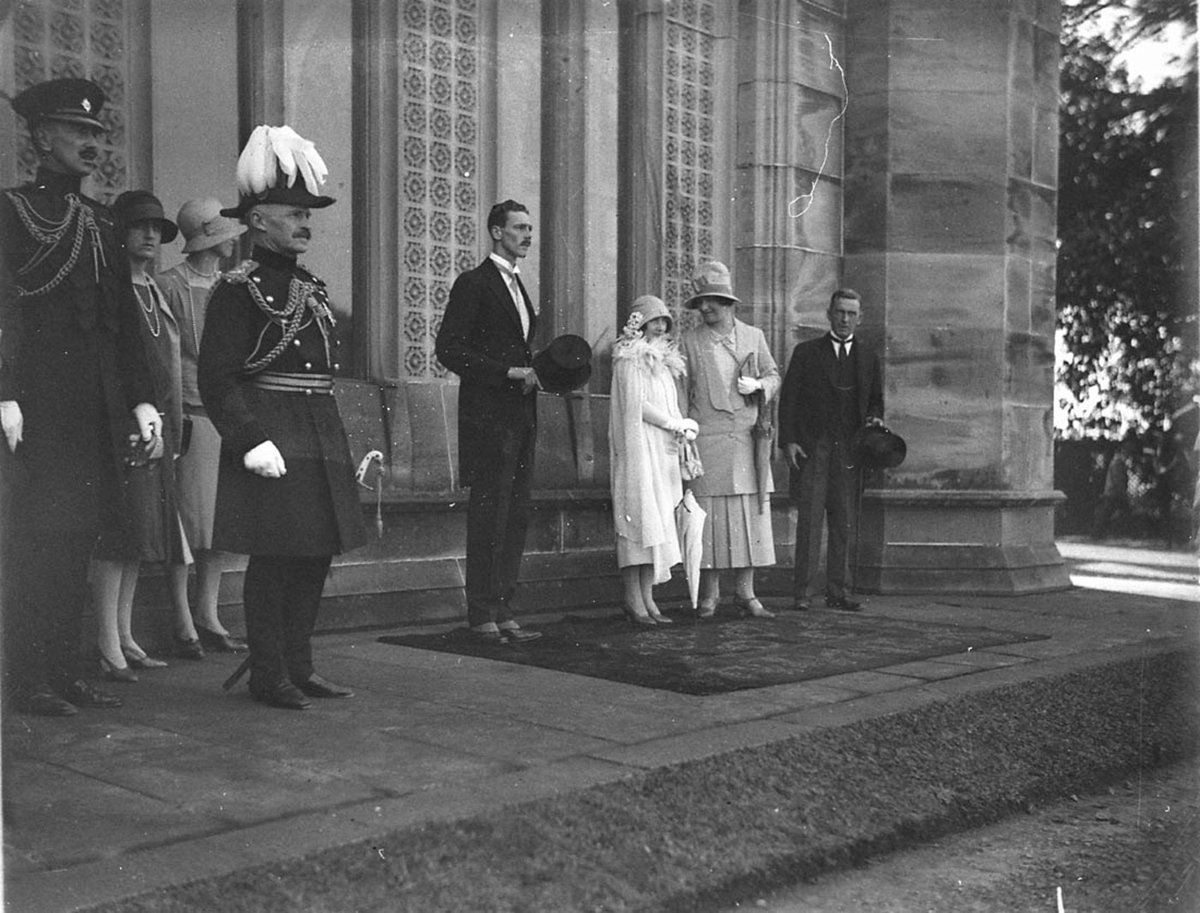Duchess of York with Governor (1927)