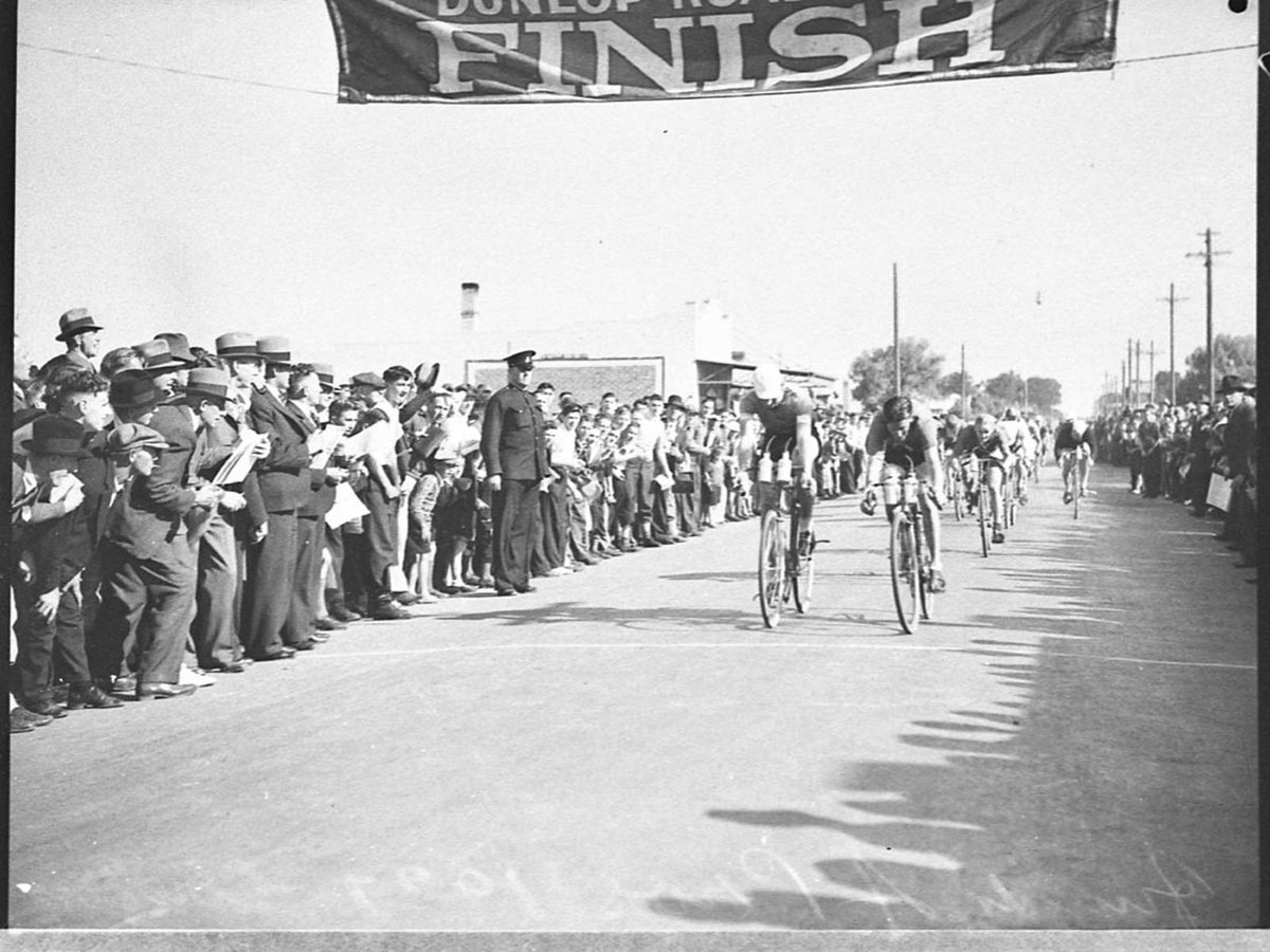 Dunlop road race (1937)