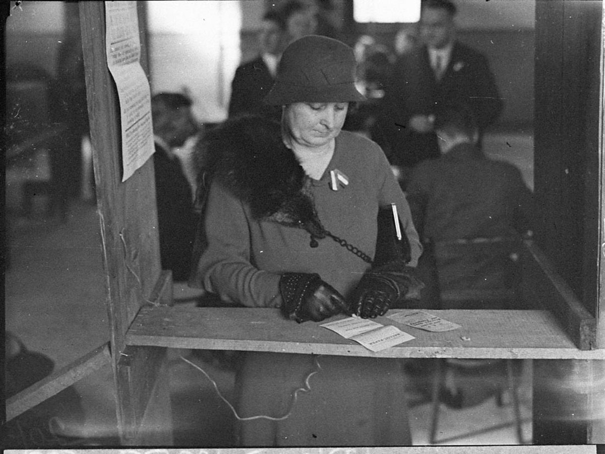 Election (1935)