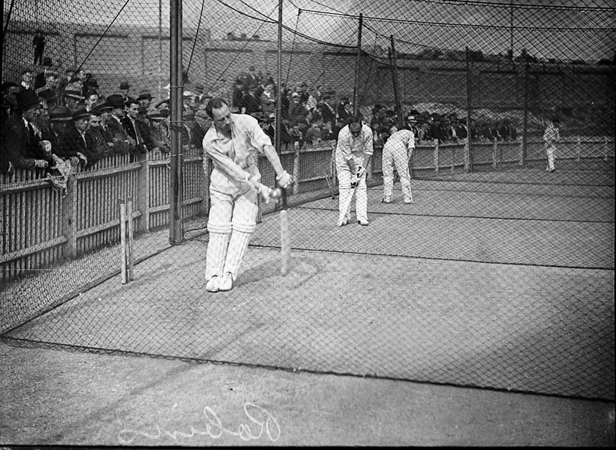 English cricketers Thursday Robins (1936)
