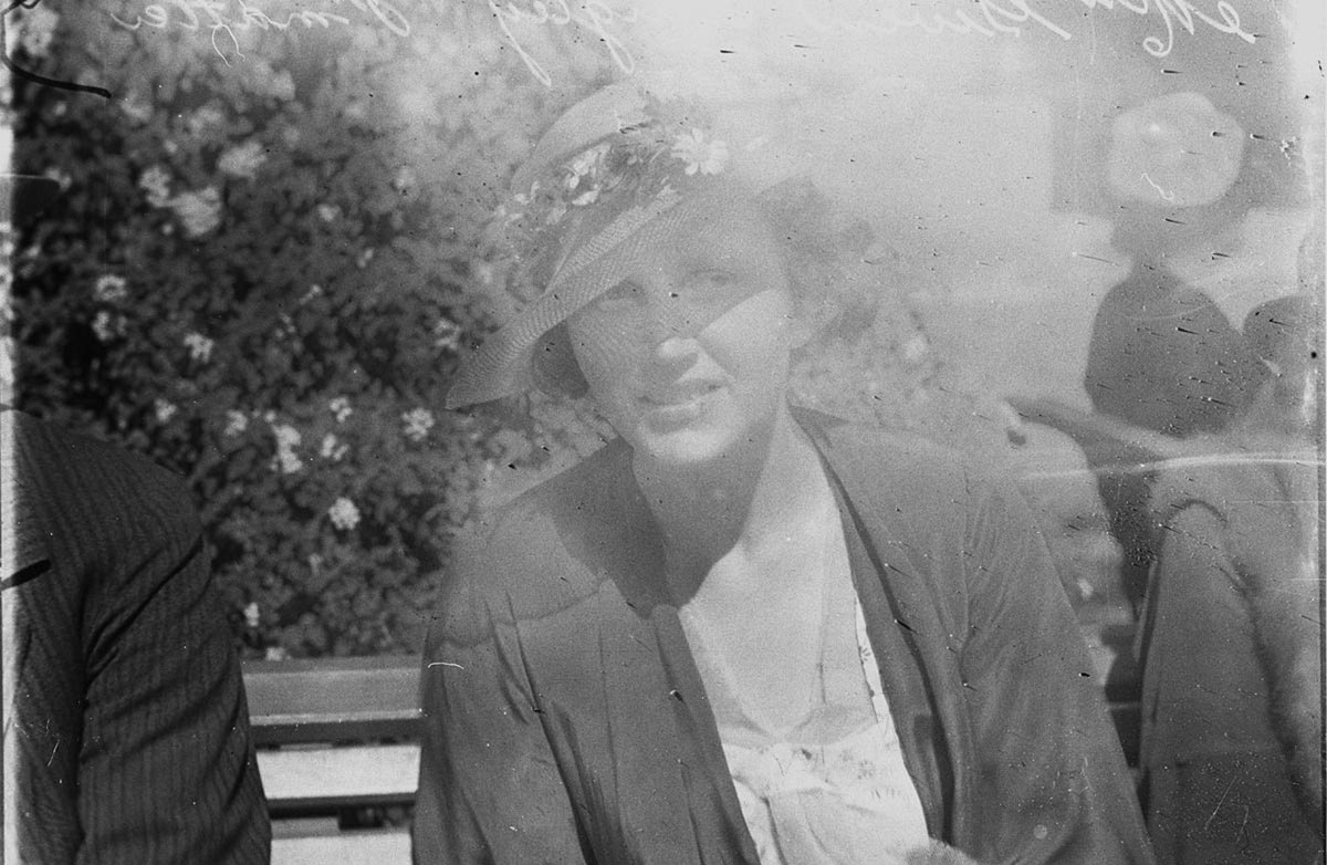 Fashions Miss Gwen Quigley of Parramatta (1930s)