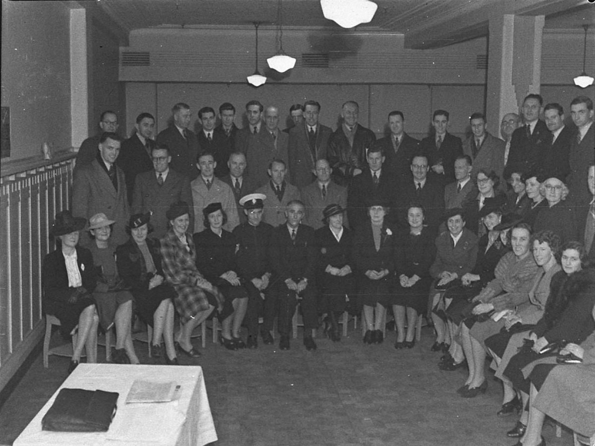 First aid class (1940)