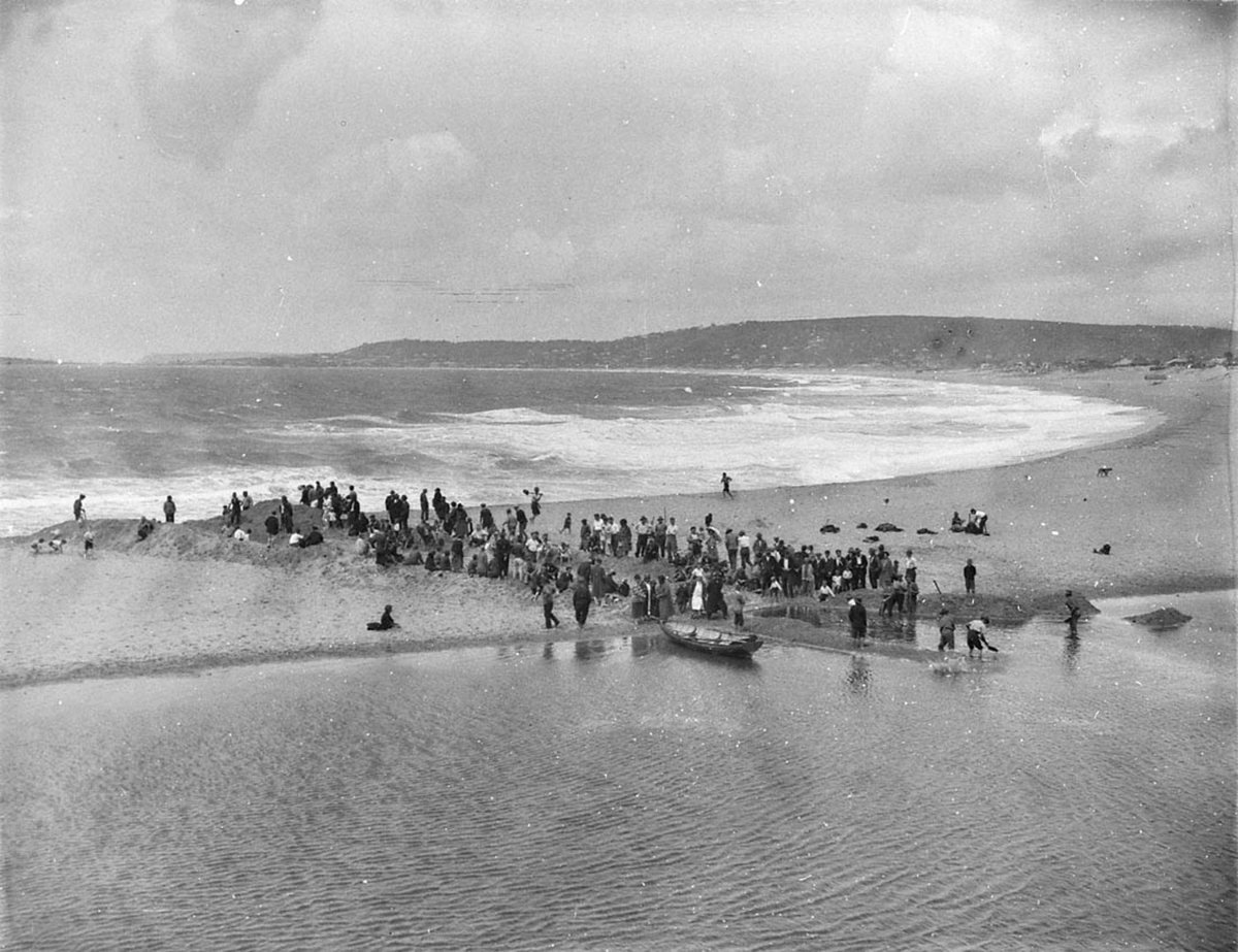 Flood control ditch dug from the Lake to the Beach Narrabeen (1927)