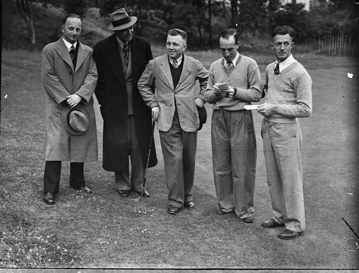 Golf at Killara (1937)