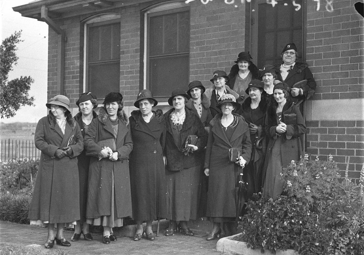 Group of 13 women at Royal South Sydney Hospital, Sydney city centre (1934)
