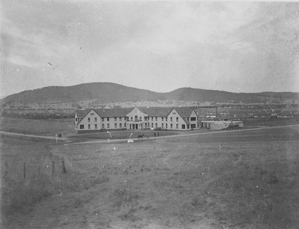 Hotel Ainslie just completed (1925–57)