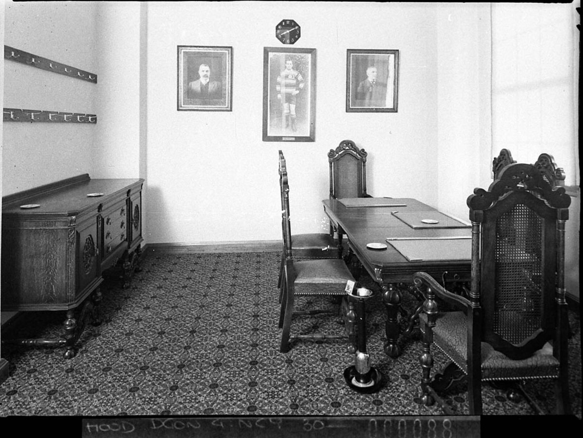 Interior of the secretarys office NSW Leagues Club for Building Publishing Co, Sydney (1938)