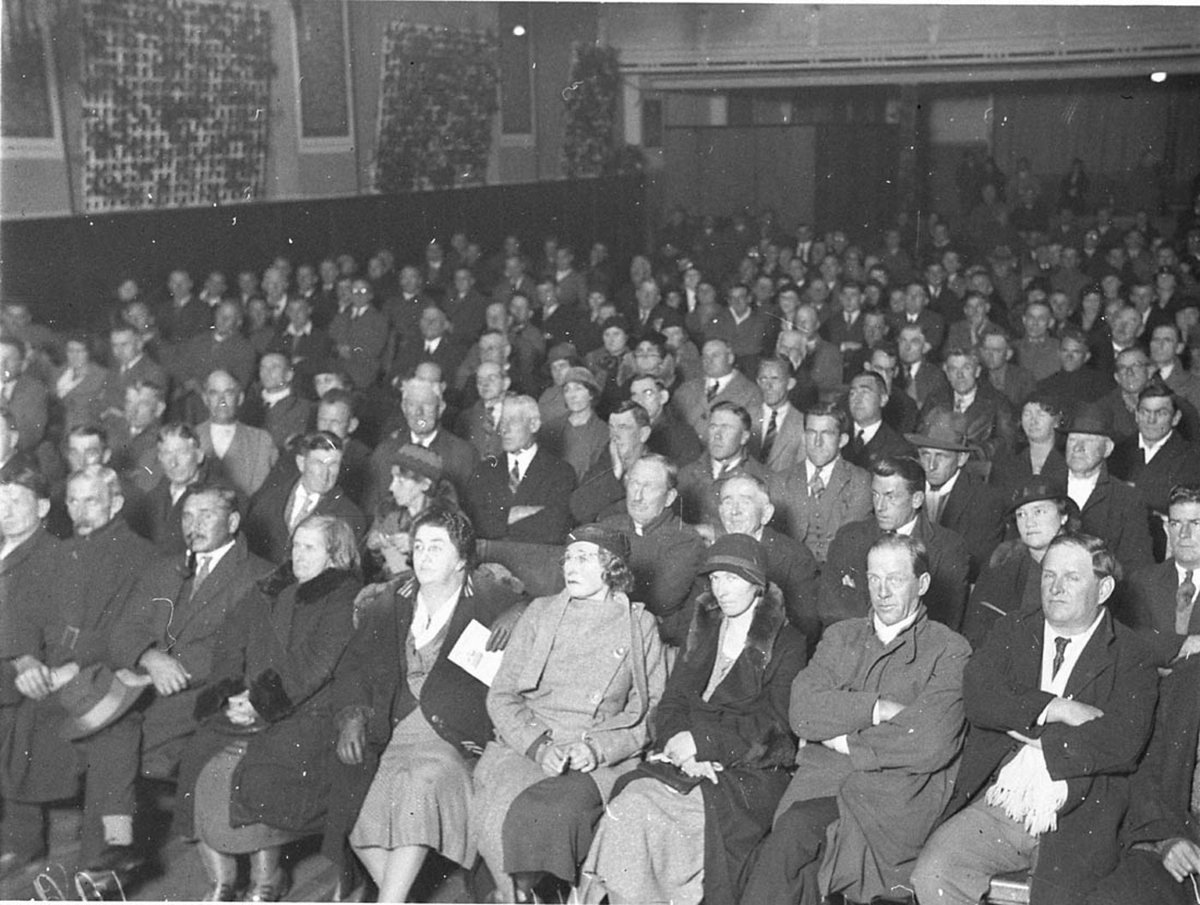 Jack Beasley addressing a meeting at Five Dock (1934)