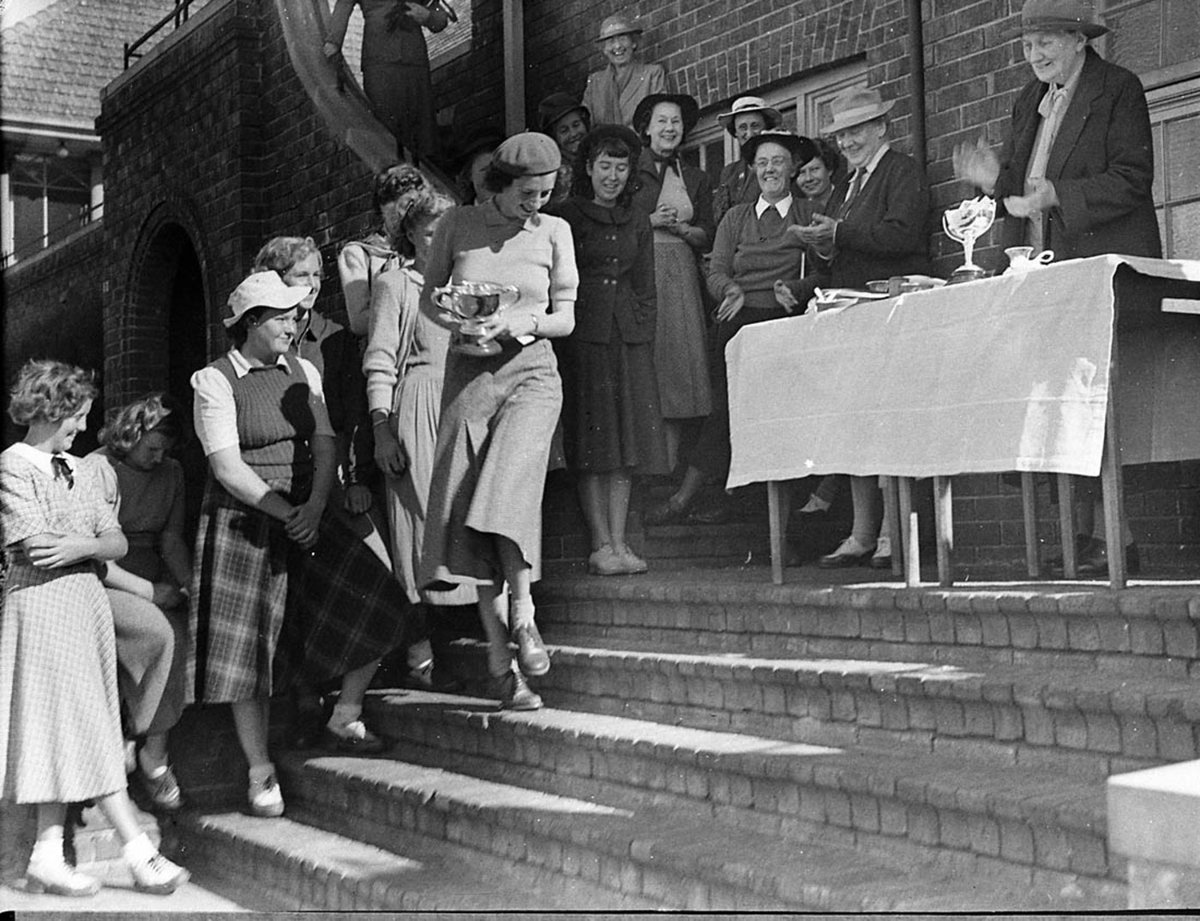 Ladies junior golf championship (1949)