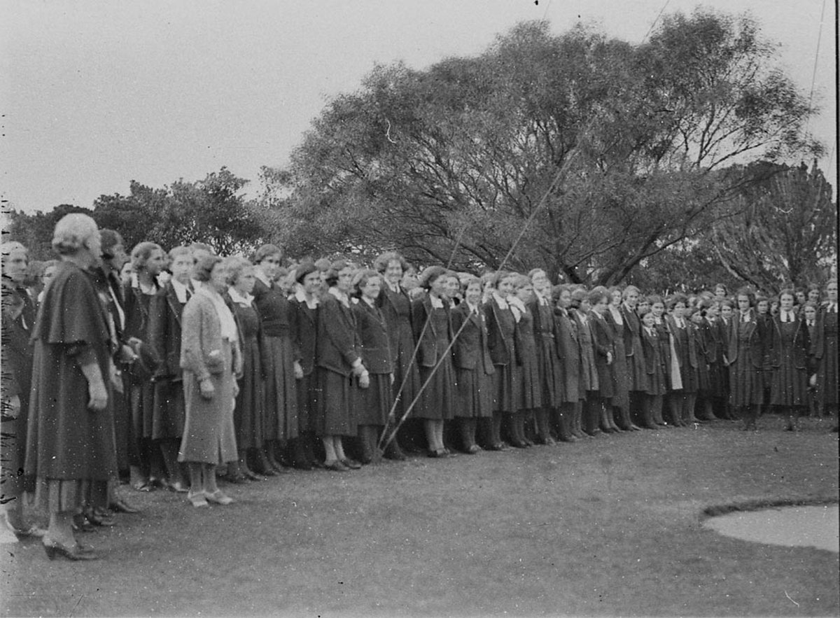 Large group of girls in the quadrangle (1930s)