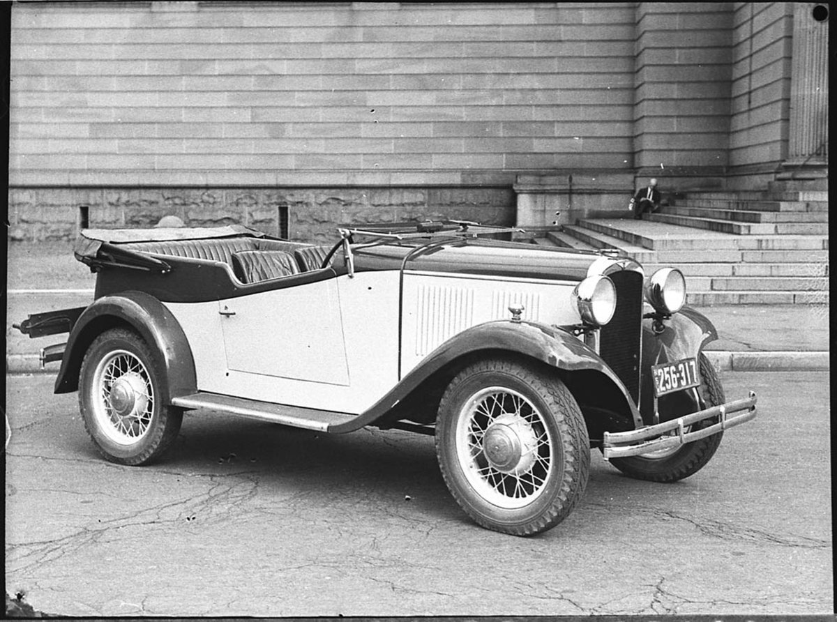 Liberty Motors taken for Telegraph classified ads (1937)