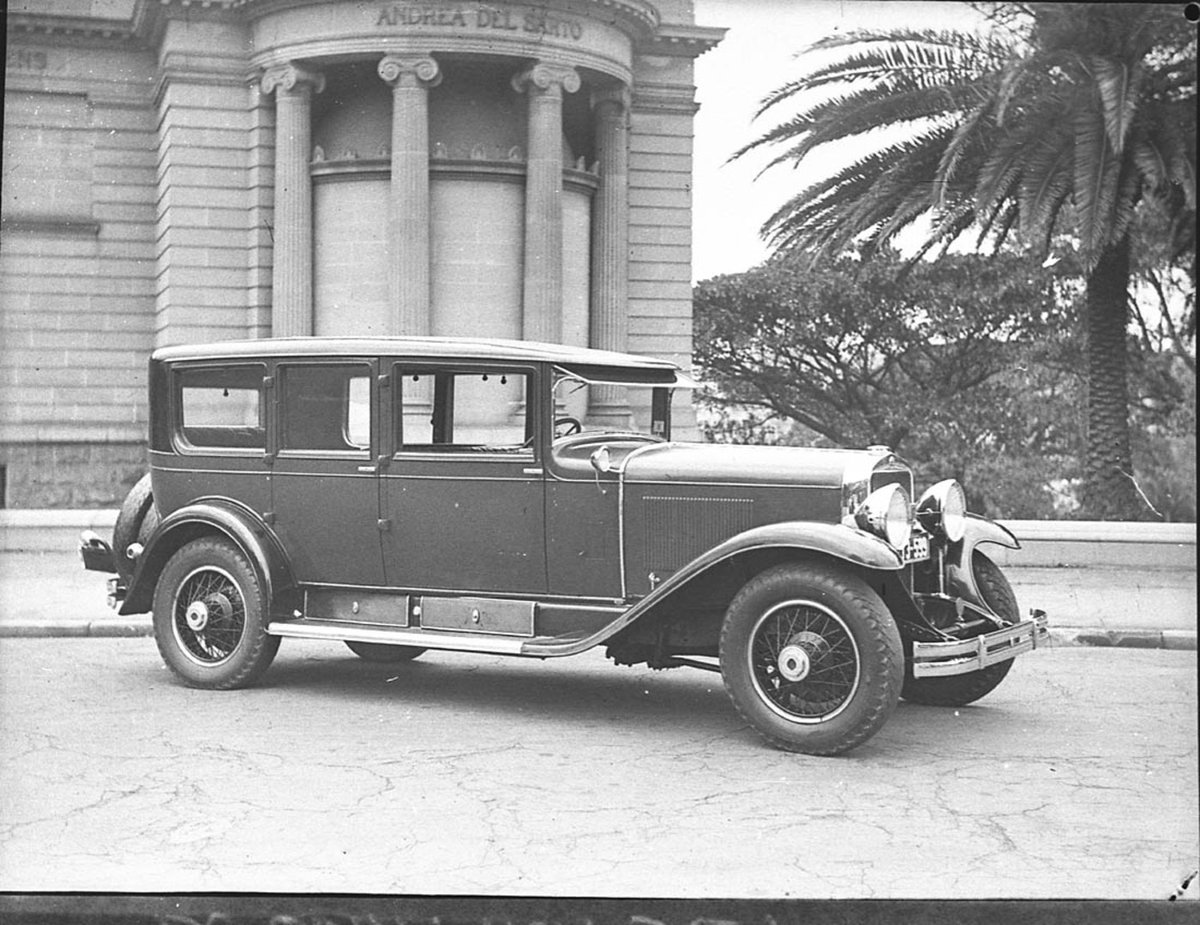 Liberty Motors 1929 Cadillac taken for Telegraph classified ads (1936)