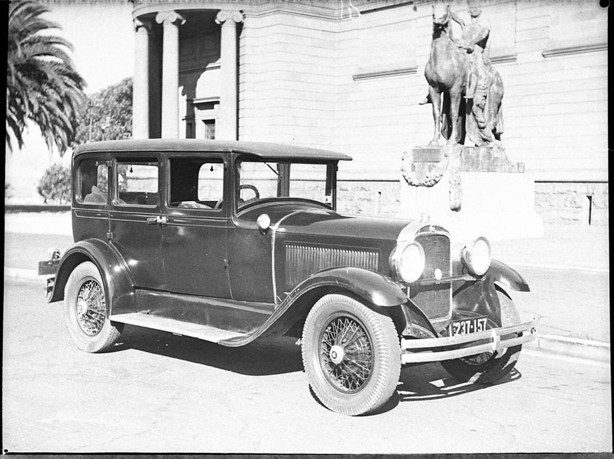 Liberty Motors car taken for Telegraph classified ads (1937)