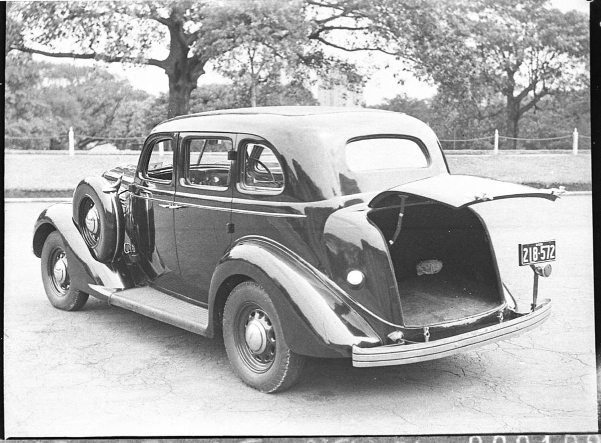 Liberty Motors Chrysler Plymouth taken for Telegraph classified ads (1937)