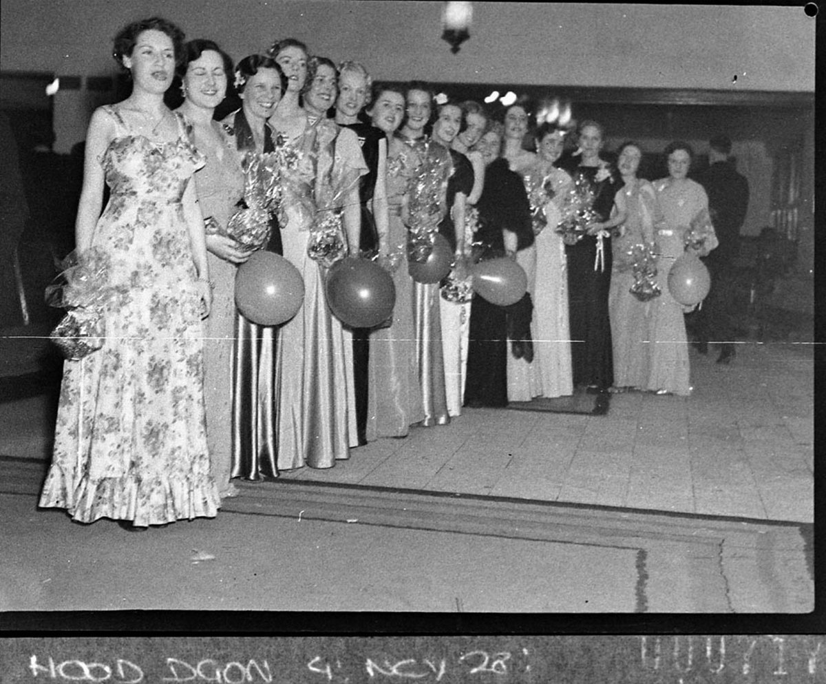 Line up of debutantes at the Radio Ball (1937)