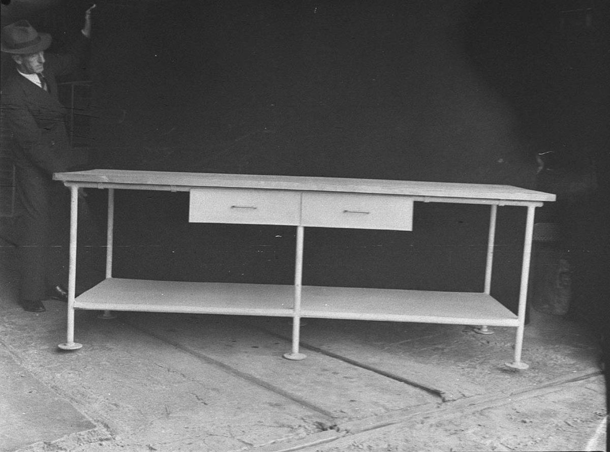 Mathews bakery goods (1947)