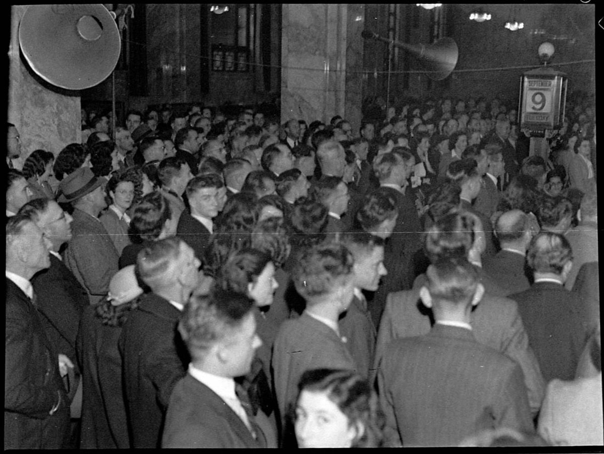 Meeting at Bank of NSW (1947)