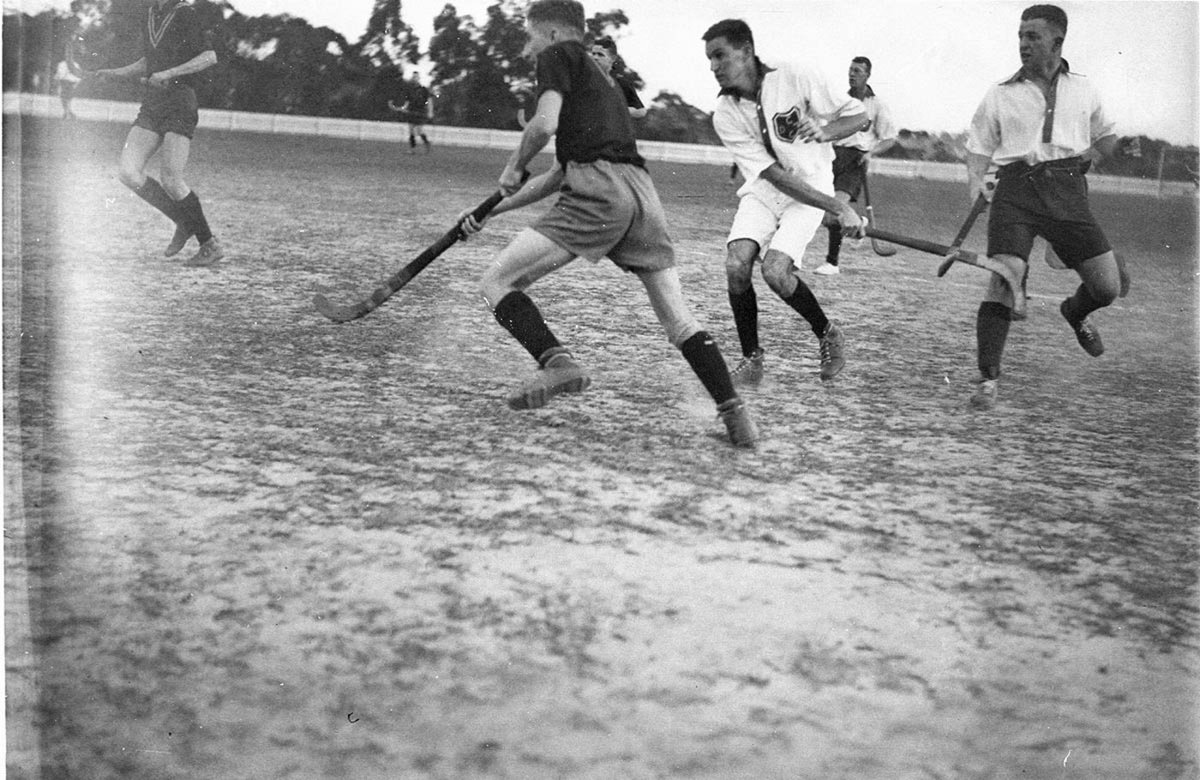 Mens hockey unidentified (1930s)