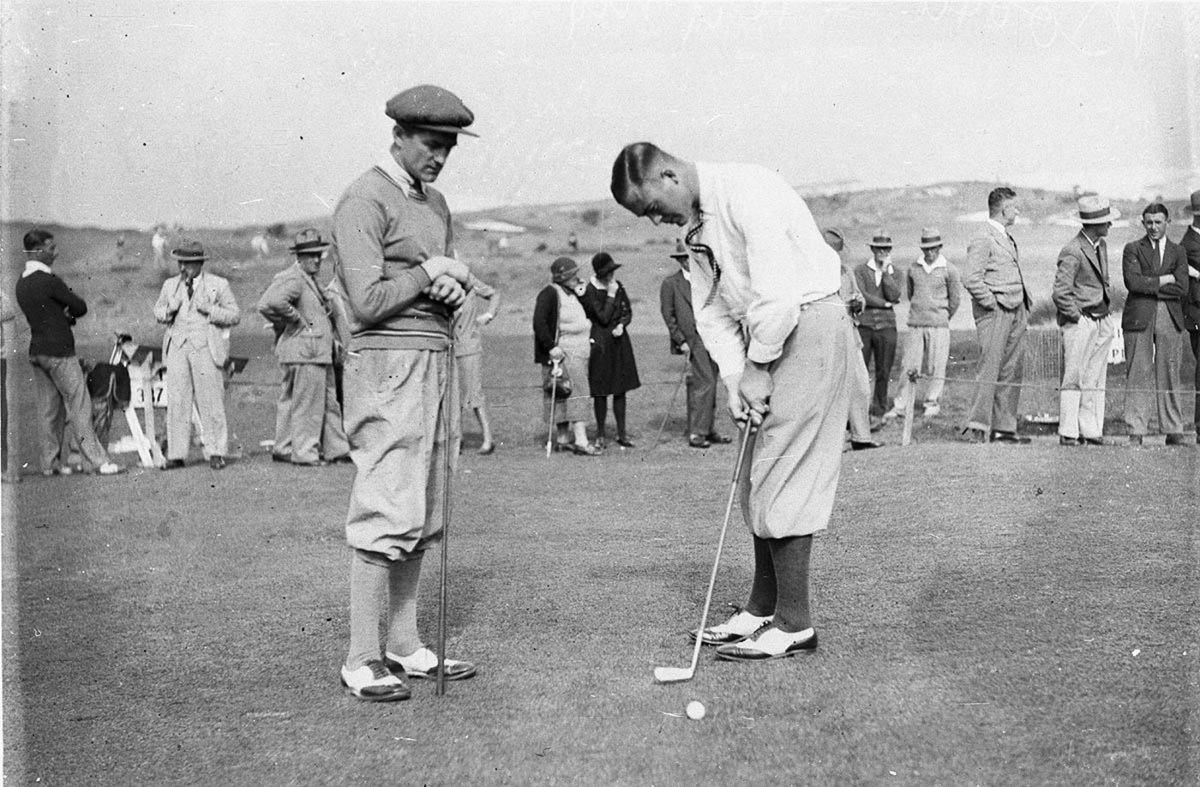 Moodie putting as Rymill looks on at 6th green (1925–57)