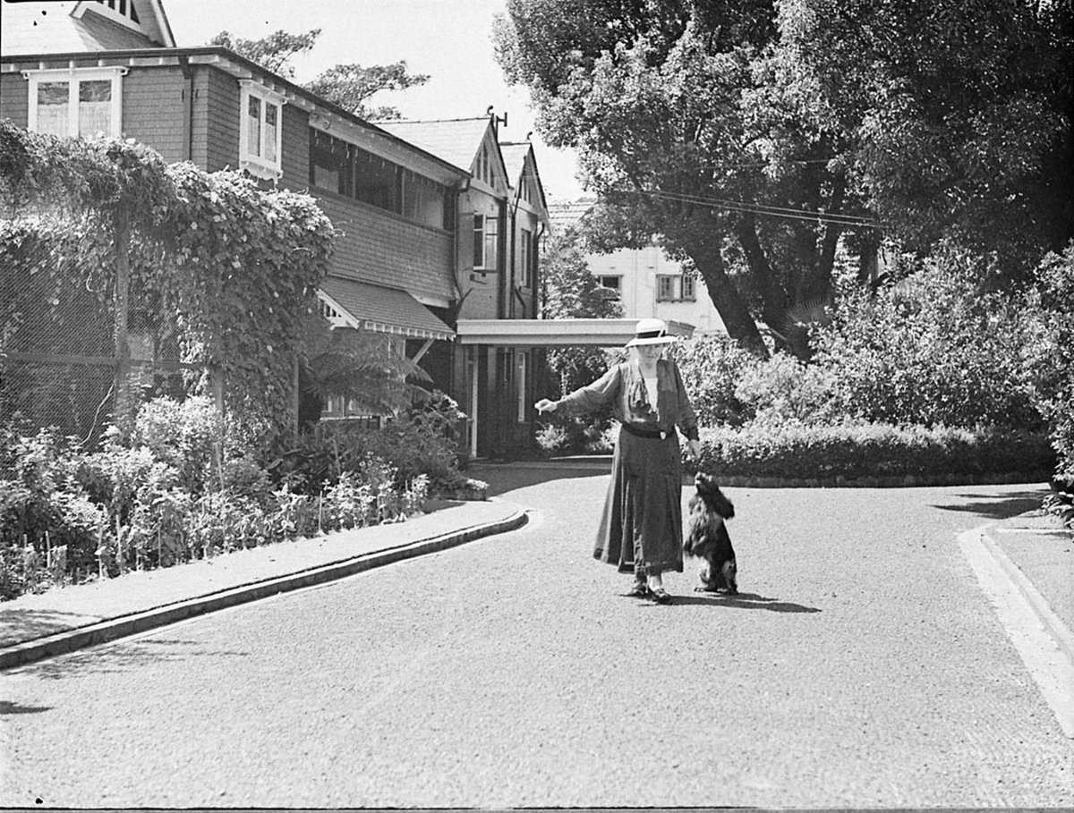 Mrs James Ashton Senior with her spaniel and Tueila (c. 1935)