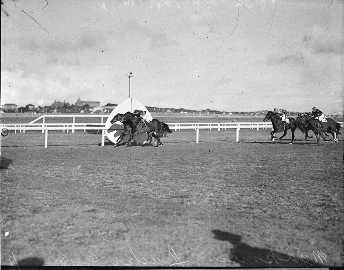 Myapmin and Lucky Cham (1935)