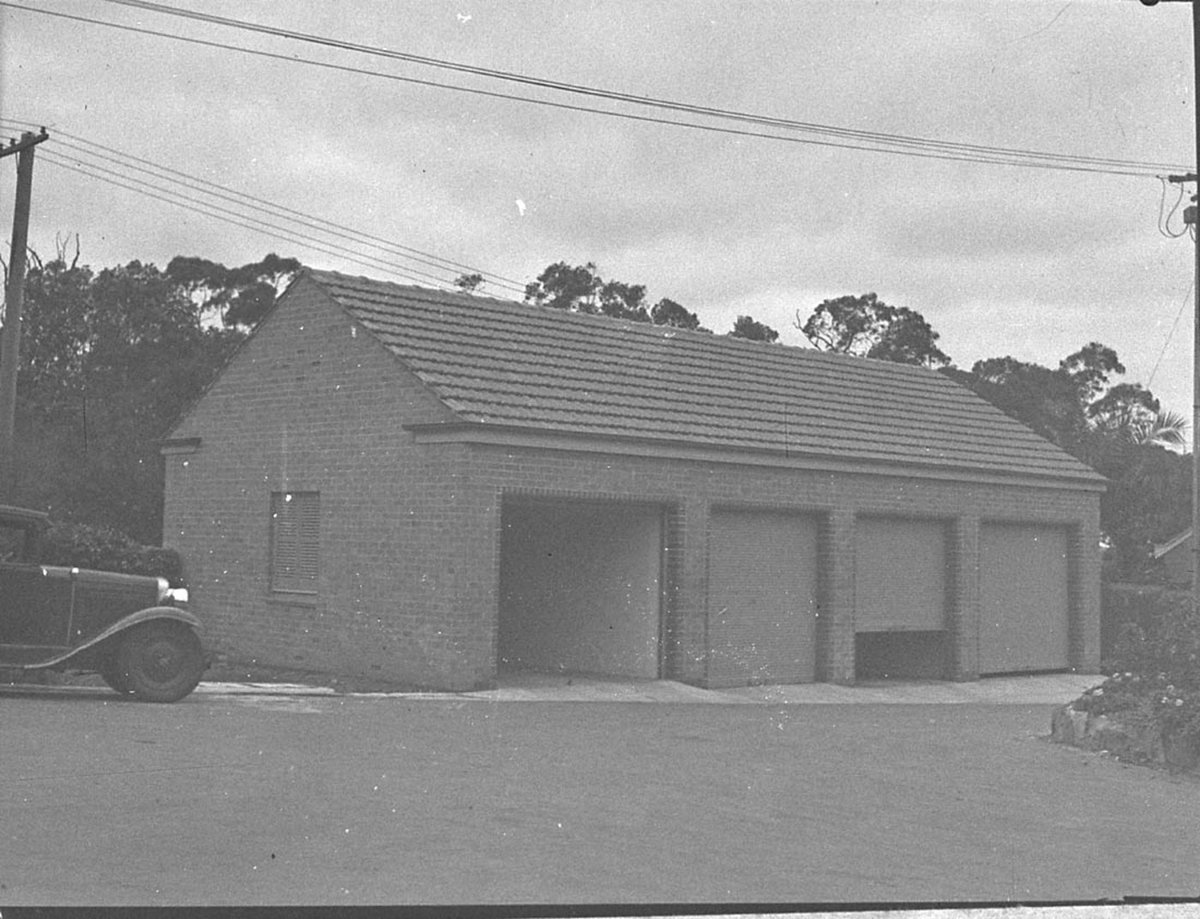 New buildings at the zoo, Mosman (1945)
