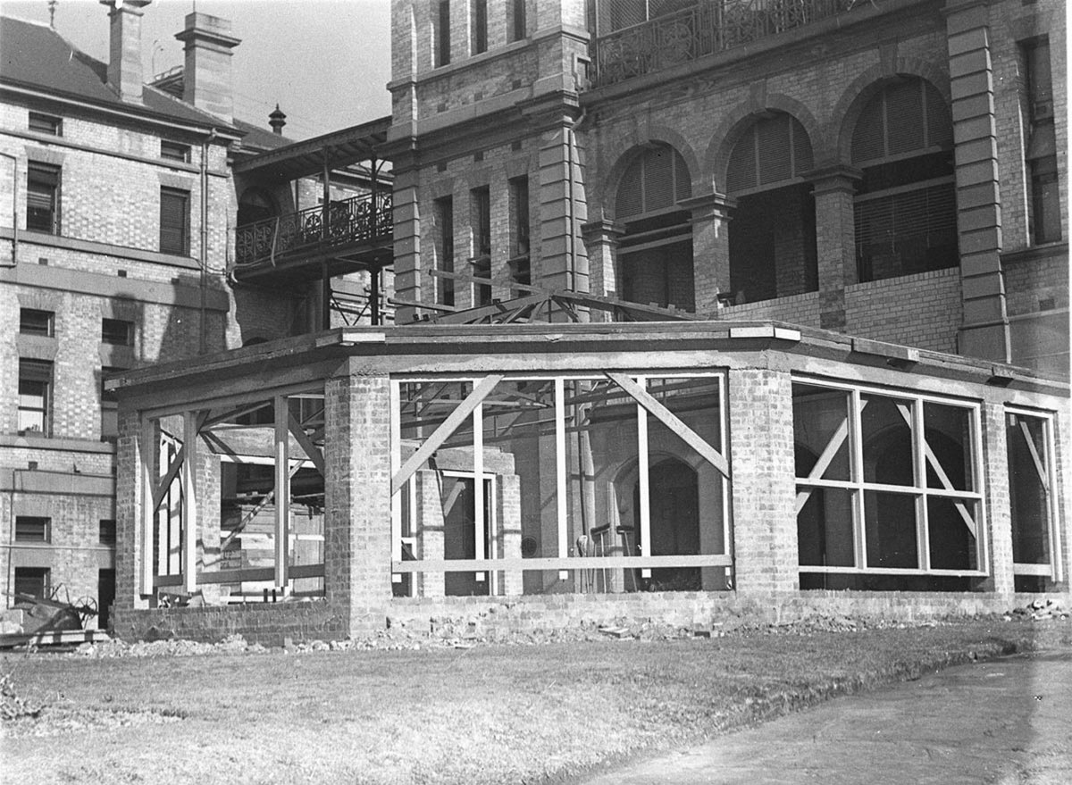 New reception office being built (1933)