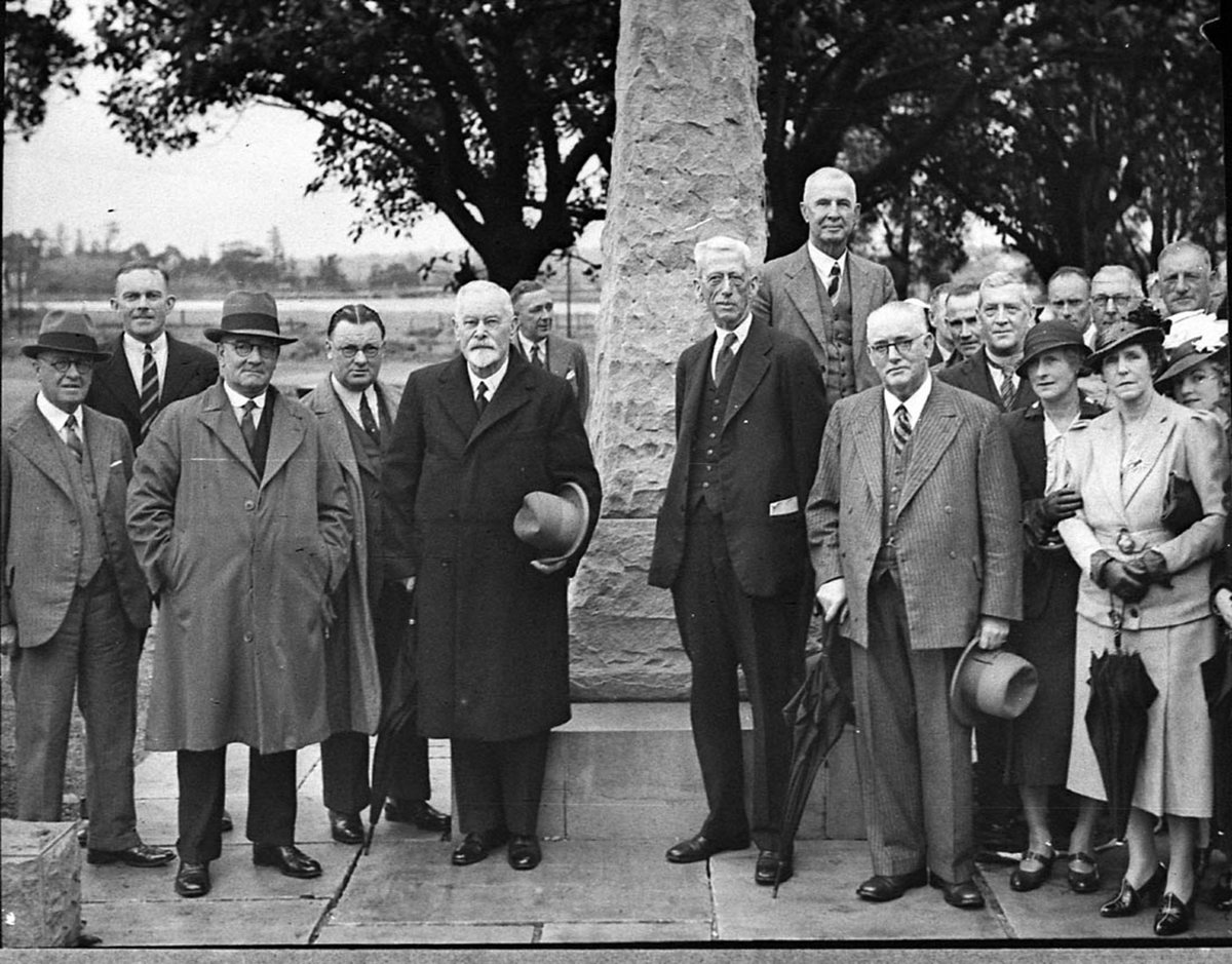 Opening memorial at Bonnie Doon taken for Golf in Australia (1938)