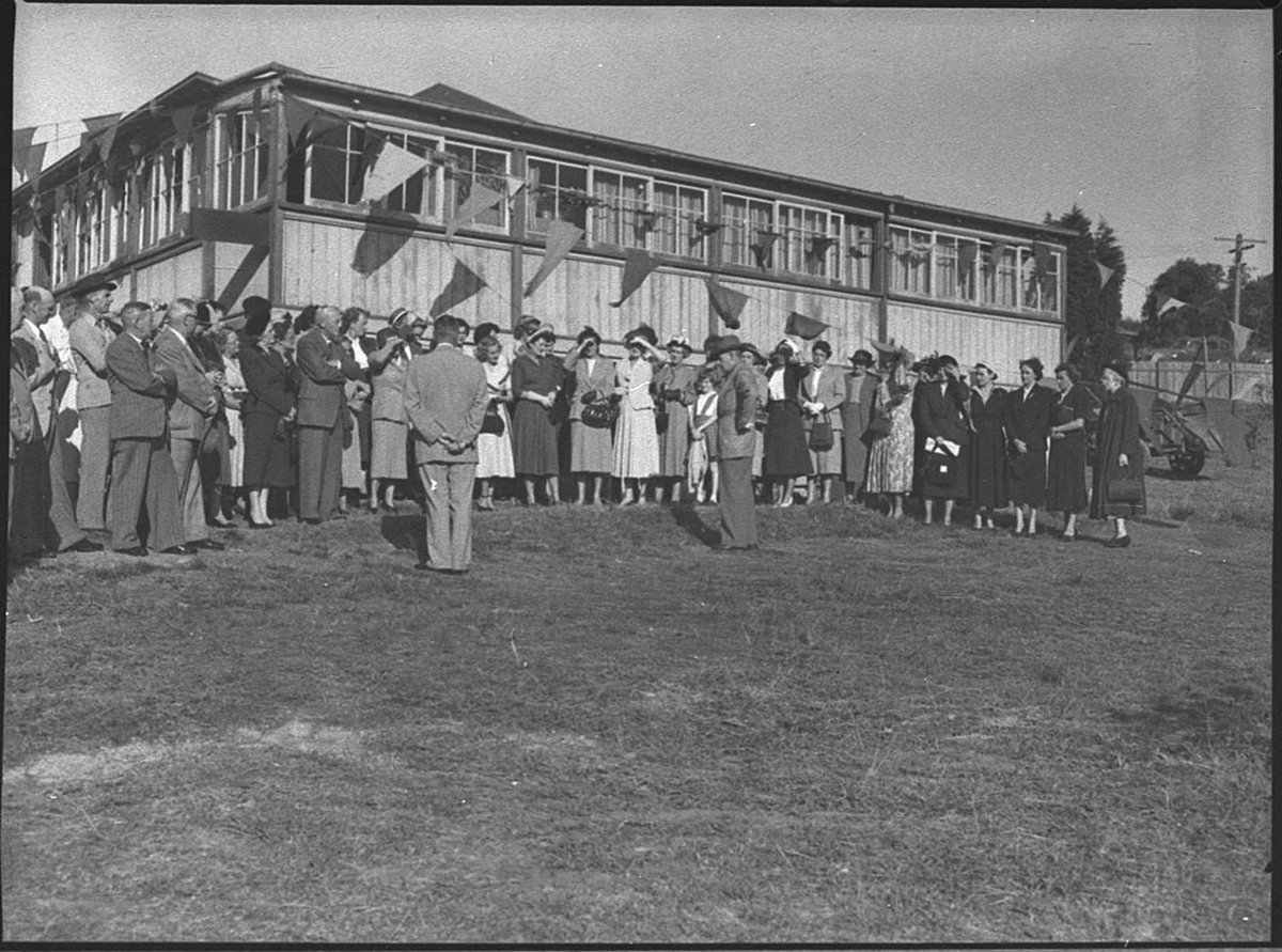 Opening of Merewether Golf Club (1953)