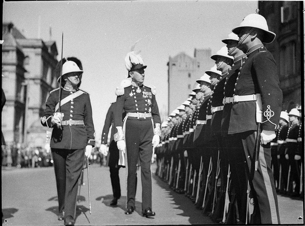 Opening of Parliament, Sydney city centre (1937)