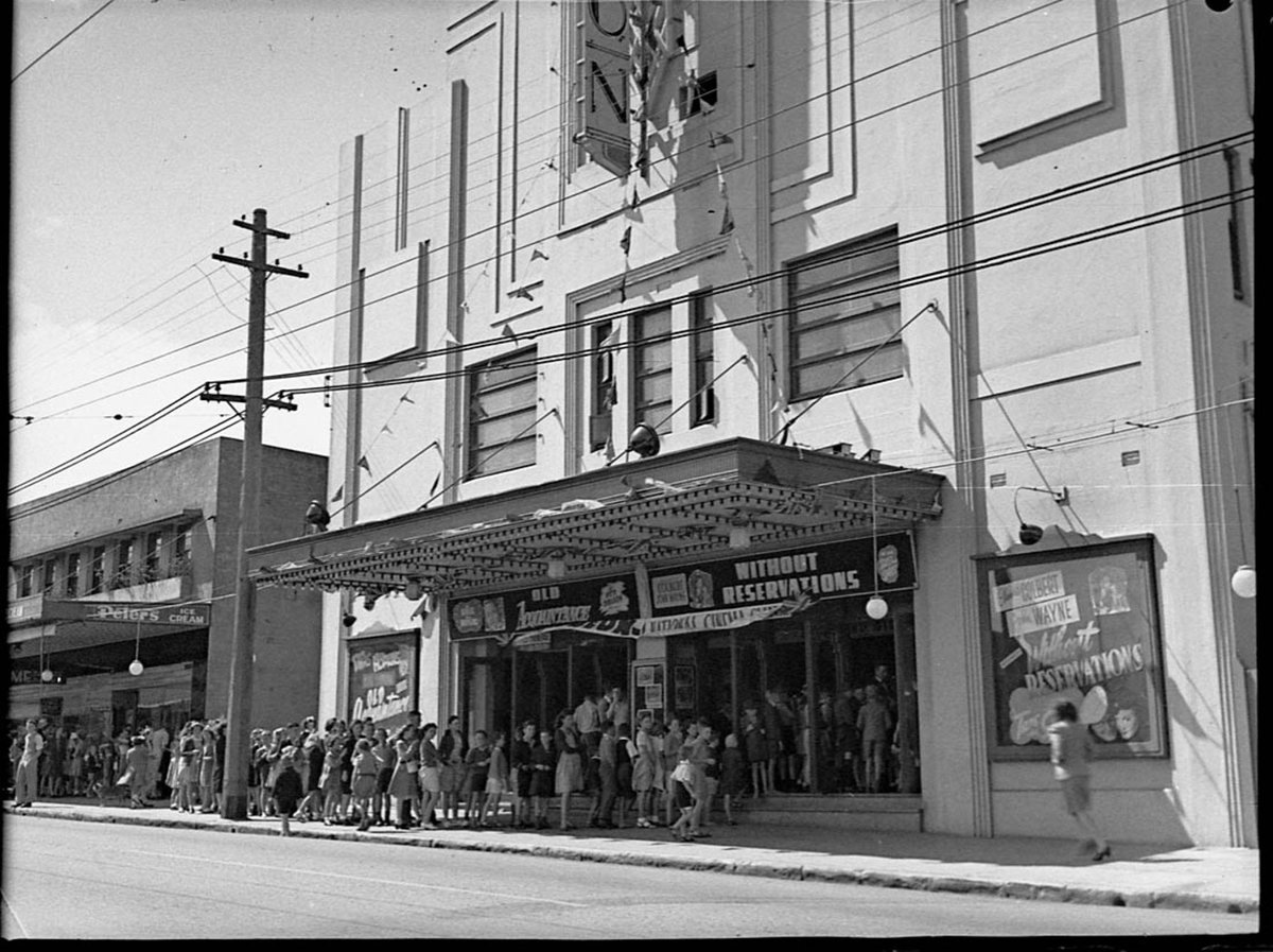Opening Rockdale Odeon (1947)