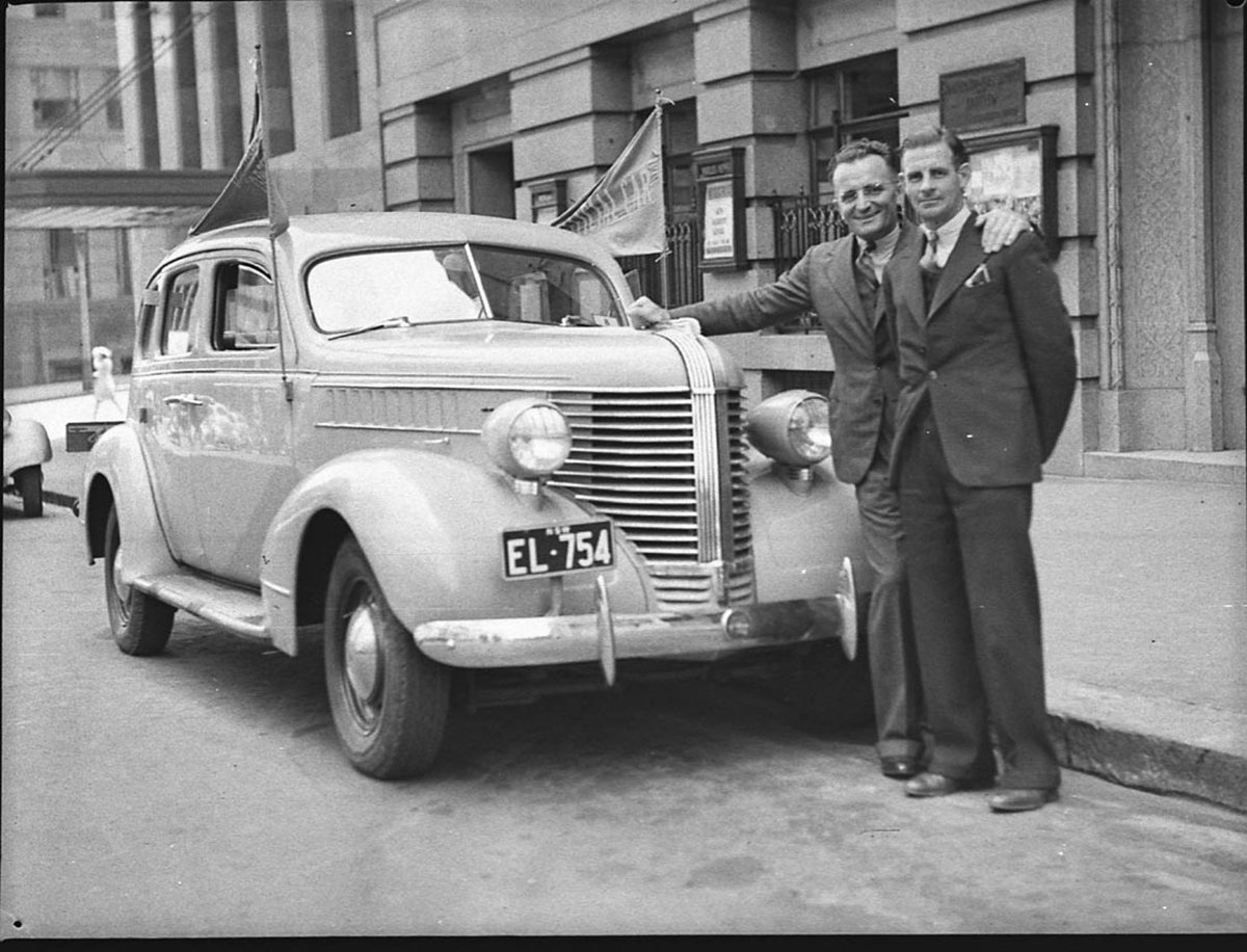 Opperman with Pontiac car taken for LV Bartlett (1938)