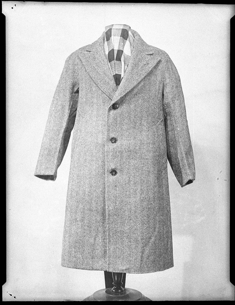 Overcoat (1937)