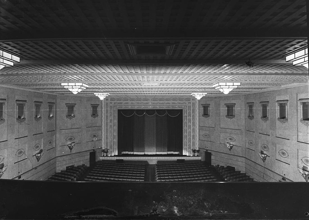 Parramatta Civic view to stage (1942)